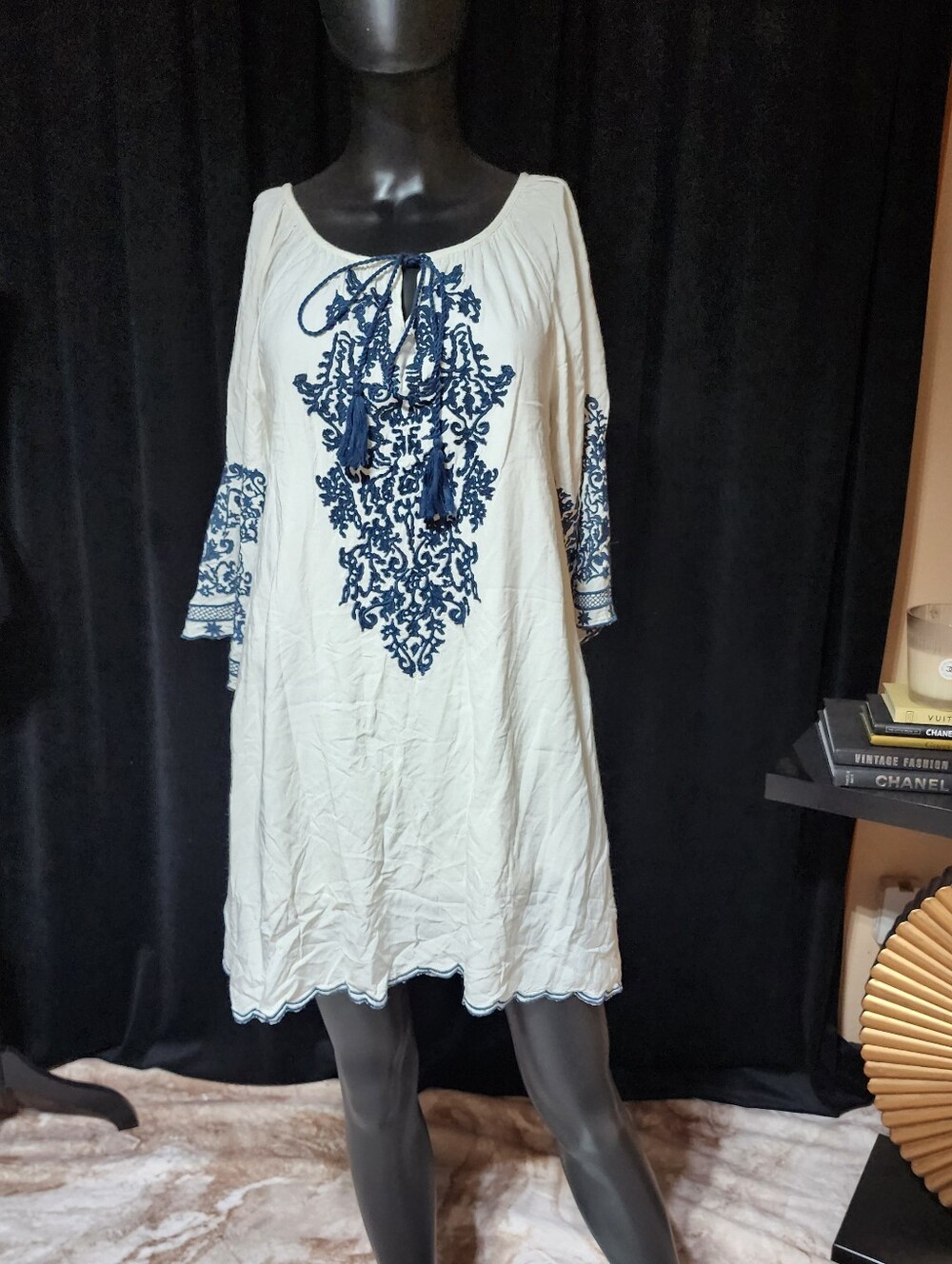 Chic Connection White Blue Embroidered Boho Peasant Dress - Picture 9 of 9